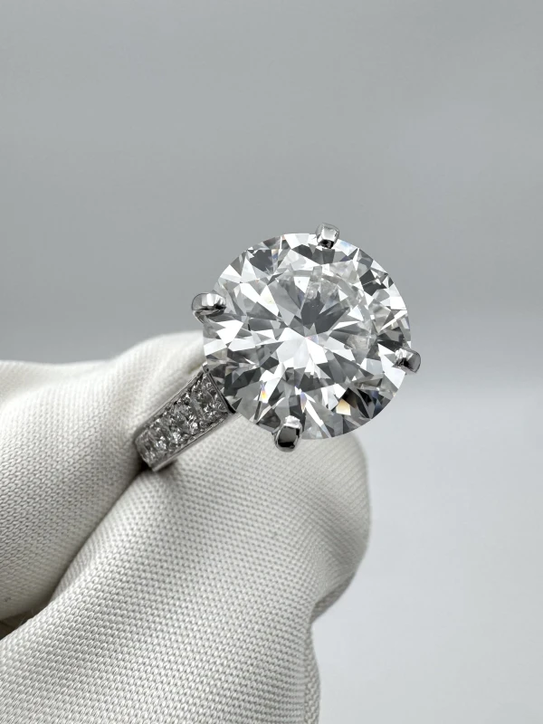 No name ROUND DIAMOND 5.19 CT F/VS1 RING (GIA) NN 5.19 CT F/VS1 2