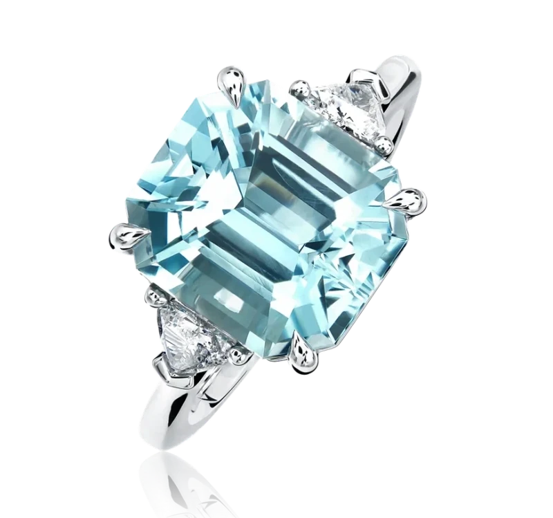 AQUAMARINE 6.37 CT RING (SIZE 56)