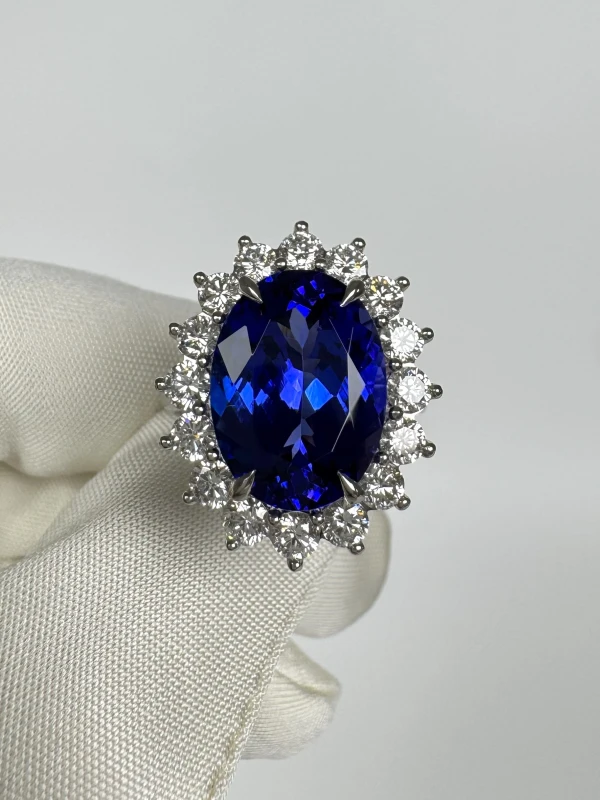 No name TANZANITE 7.75 CT "BLUISH VIOLET" RING (SIZE 53) GIA NN7.75 3