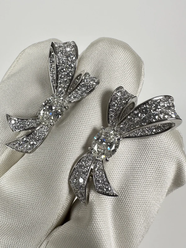 Graff WHITE GOLD DIAMOND TILDA'S BOW EARRINGS RGE1953 3