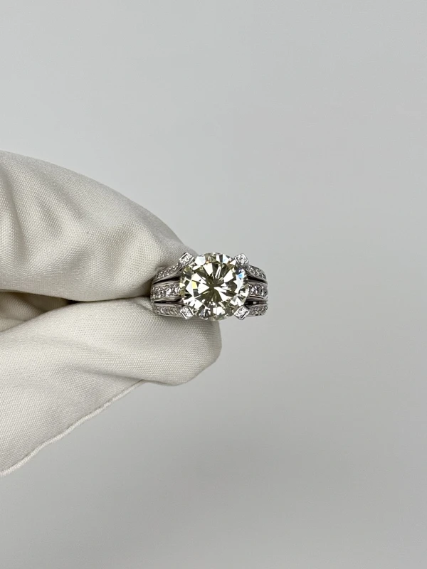 RalfDiamonds ROUND DIAMOND 5.29 CT M/VVS2 RING (SIZE 49) 5.29ct 2