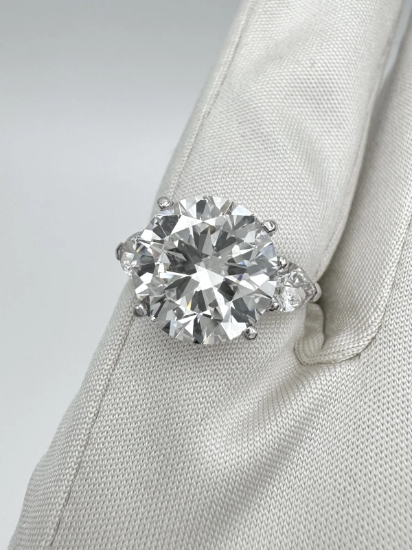 Earrings without a brand ROUND DIAMOND 5.01 CT F/VS2 RING (GIA) EXEXEX nn5.01ct F/VS2 5