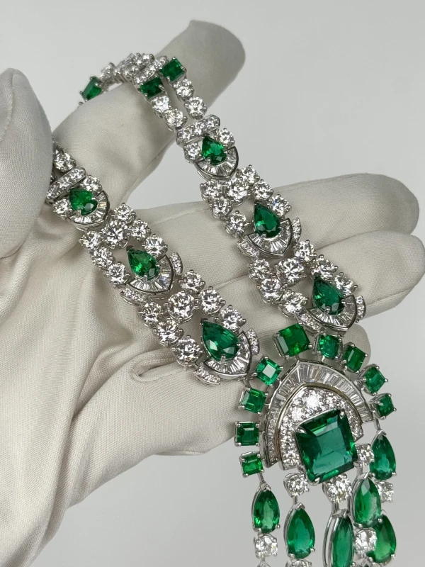 Graff White Gold Emerald Cut and Pear Shape Emerald 57.30 ct and White Diamond 58.35 ct Tribal Necklace GR57.30 7