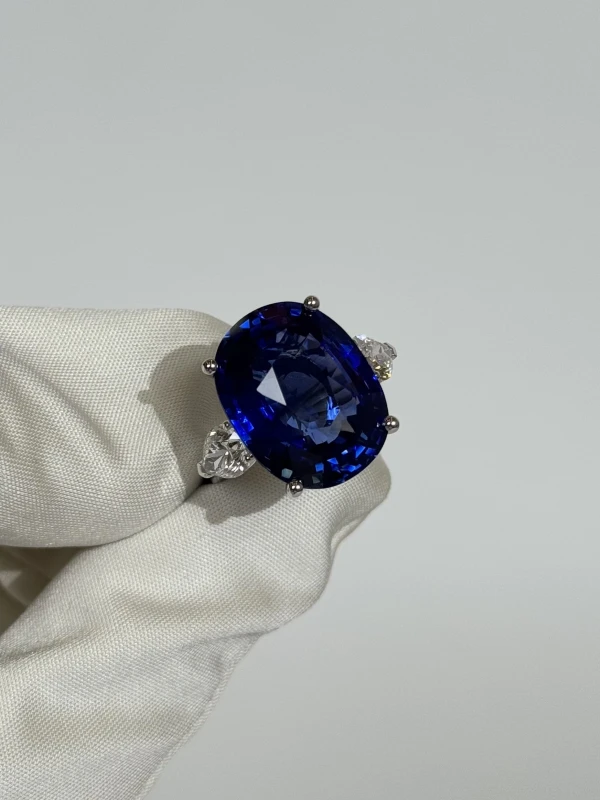 Earrings without a brand OVAL SAPPHIRE 22.55 CT ROYAL BLUE RING (SIZE 51) GRS sp22.55 3