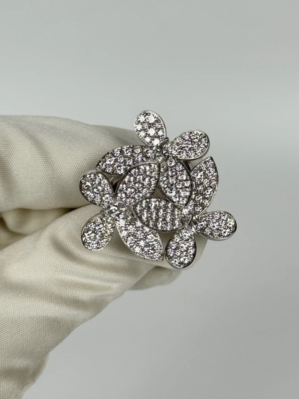 GRAFF Triple Pavé Butterfly Diamond Ring (SIZE 52) RGR300 3