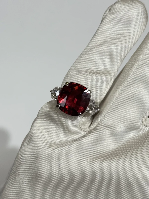 Earrings without a brand CUSHION RUBY 10.04 CT VIVID ORANGY-RED RING (SIZE 50) GRS ruby10.04ct 4