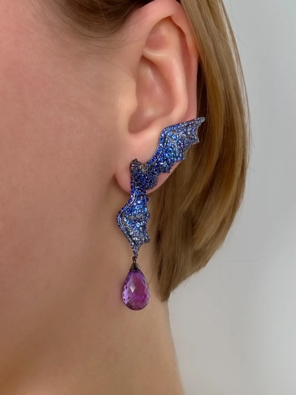 LYDIA COURTEILLE JEWELRY  SAPPHIRES & AMETHYSTES EARRING L&C8513 2