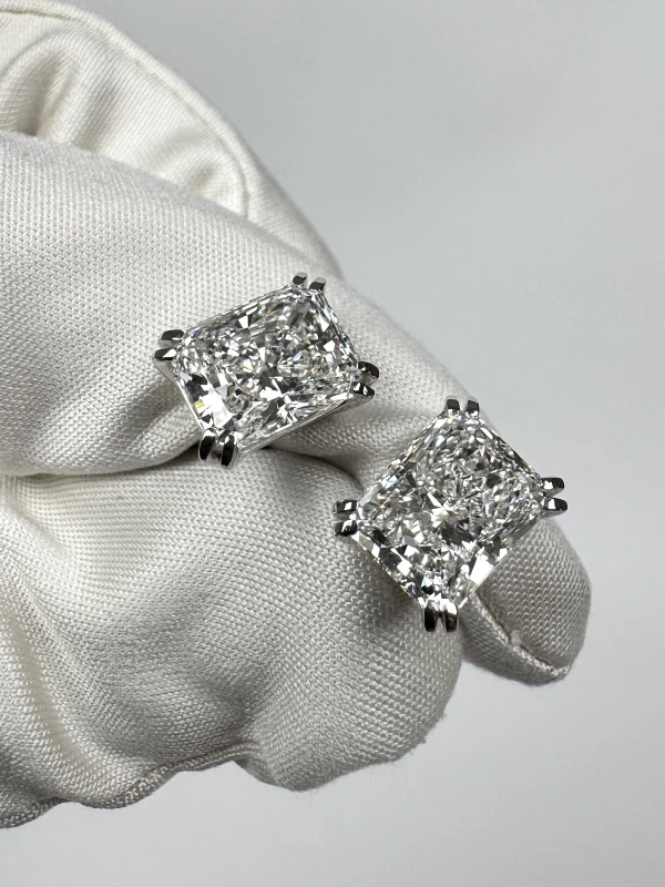 Earrings without a brand RADIANT DIAMOND 3.00 - 3.00 CT G/VS1 EARRINGS NN3.00-3.00G/VS 4