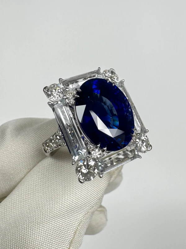 Earrings without a brand OVAL SAPPHIRE 12.79 CT "ROYAL BLUE" RING (GRS) NN12.79CT 3