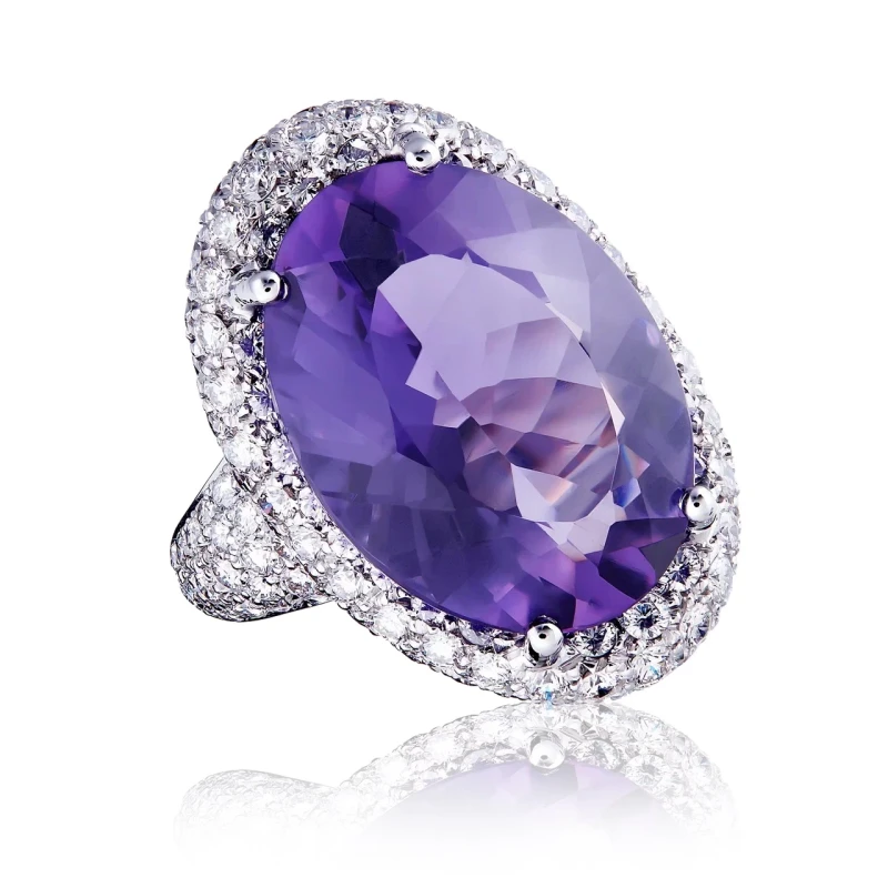 AMETHYST AND DIAMONDS RING