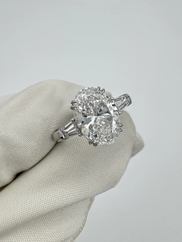 No name OVAL DIAMOND RING 3.01ct D/VS1 (SIZE 53) NN3.01ct D/VS1 GIA 3