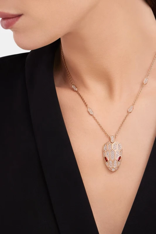 Bvlgari SERPENTI NECKLACE 352725 4