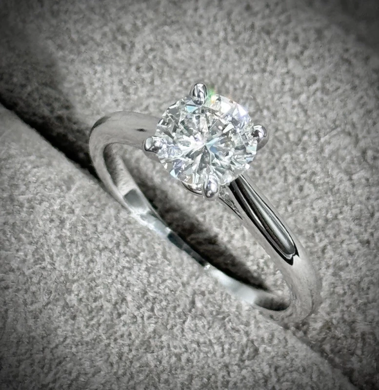 СЕРЬГИ NO NAME DIAMOND RING 1.02 CT G/VS2 (GIA) 1.02 G/VS2 4