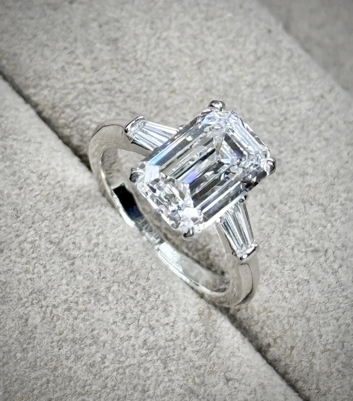 GRAFF Emerald Diamond 3.01 ct D/Flawless Ring (TYPE IIA) RGR3.01CT 5