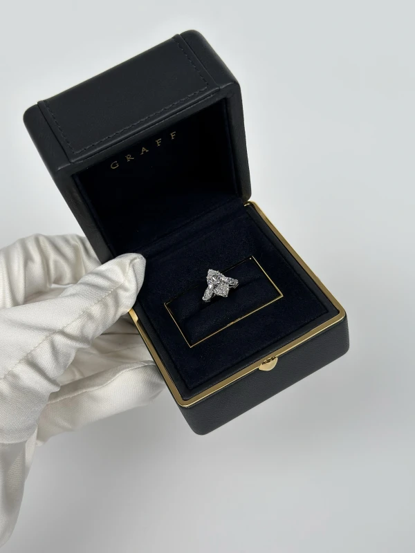 Graff MARQUISE DIAMOND RING GR14099 6