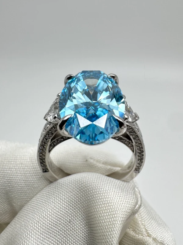 Earrings without a brand OVAL DIAMOND 7.03 CT FANCY VIVID BLUE*/INTERNALLY FLAWLESS RING (GIA) NN7.03 4