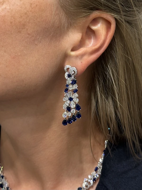 Graff Graff Nuage Earrings Sapphire and Diamond Graff Nuage 5