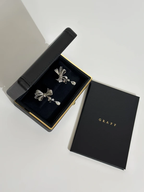 GRAFF Tilda's Bow Classic Diamond Drop Earrings RGE1276 5