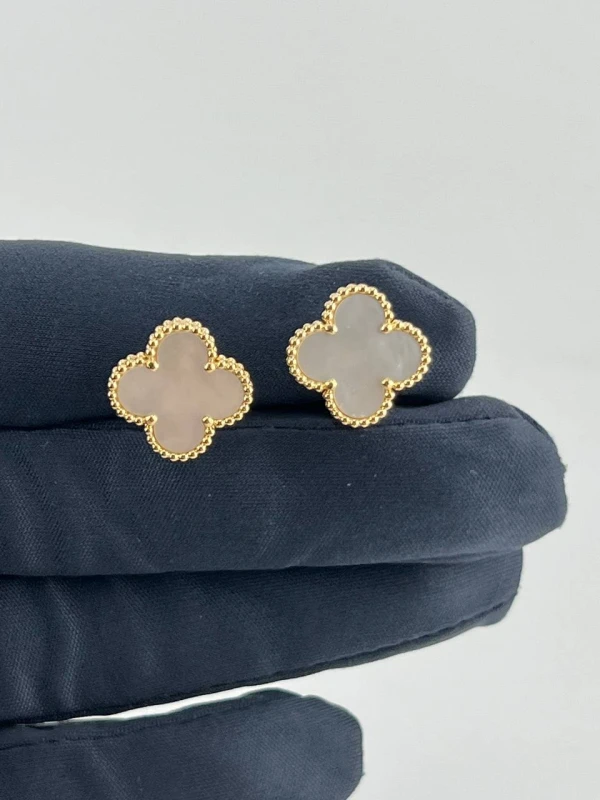 Van Cleef & Arpels VINTAGE ALHAMBRA EARRINGS VCARA44100 3