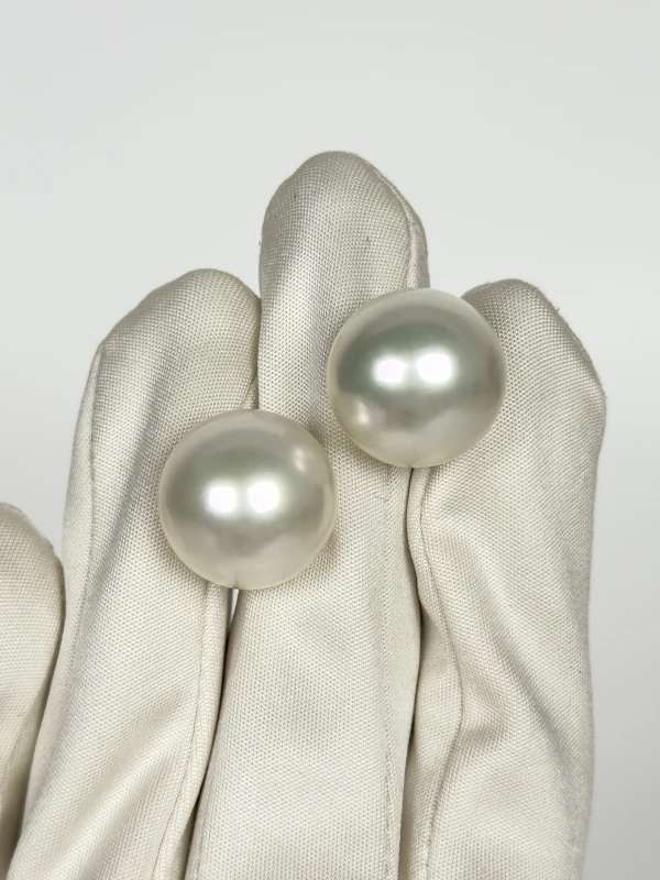 RalfDiamonds PEARL 17.9-18.06 EARRINGS 2pearl 3