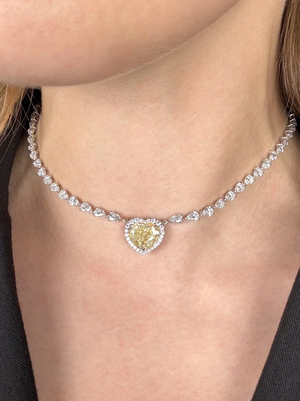 No name HEART DIAMOND 7.01 CT U to V/VS2 NECKLACE (GIA) NN7.01CT U-V/VS2 4