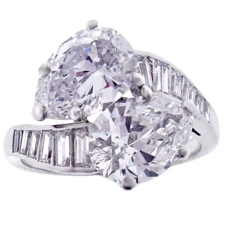 PEAR DIAMOND RING 5.05-5.07 CT D-E/IF (GIA)