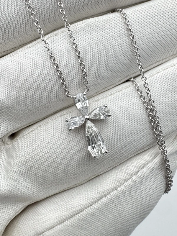 RalfDiamonds DIAMOND CROSS 0.53 CT G/VS PENDANT RD0.53 3