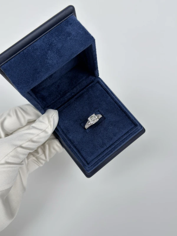 No name SQUARE DIAMOND RING 3.16 ct F/INTERNALLY FLAWLESS, GIA (SIZE 54) NN3.16ct F/IF GIA 5