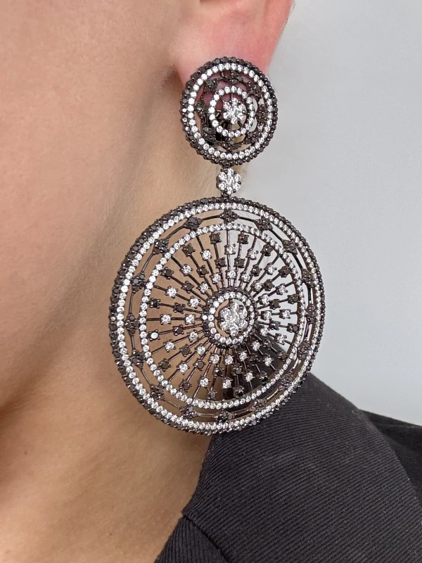 Jacob & Co LIMITED EDITION BLACK&WHITE DIAMONDS EARRINGS JCO980 2