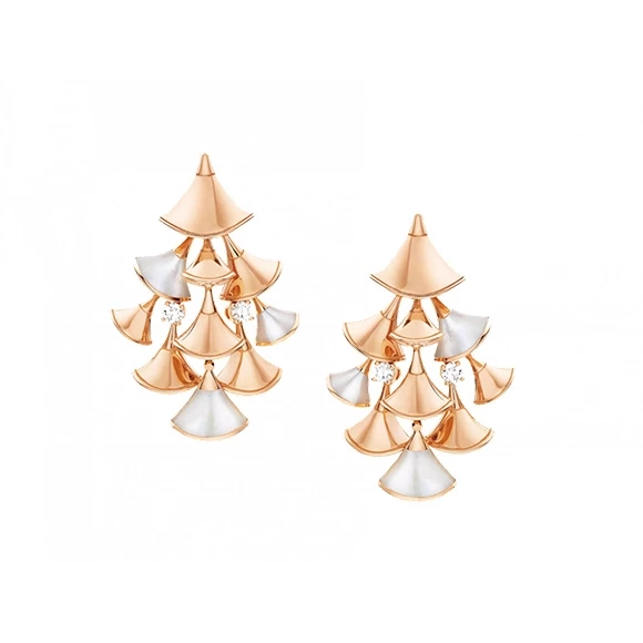 DIVAS'DREAM - MOTHER OF PEARL EARRINGS AND DIAMONDS