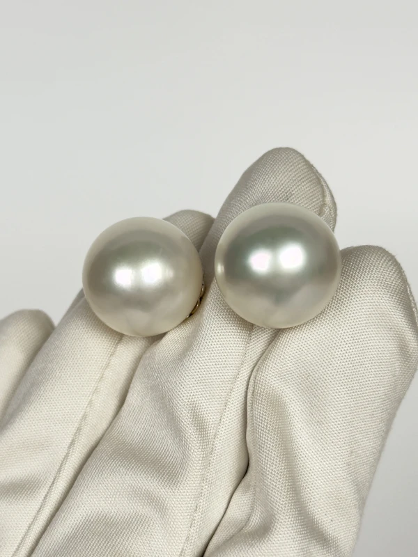 RalfDiamonds PEARL 17.9-18.06 EARRINGS 2pearl 4