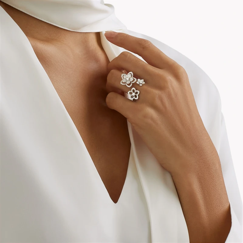 Graff Wild Flower Triple Diamond Ring (SIZE 51) RGR841 5