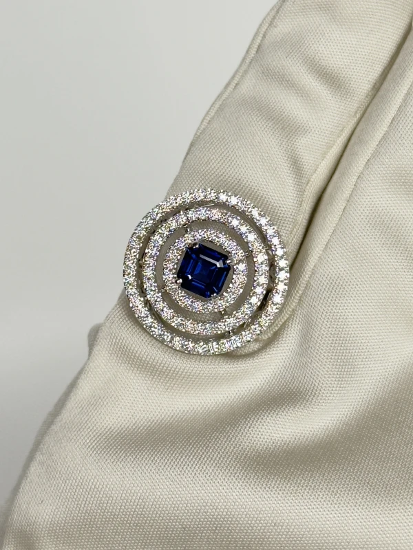 GRAFF BULLSEYE SAHHHIRE SET GR0471 7