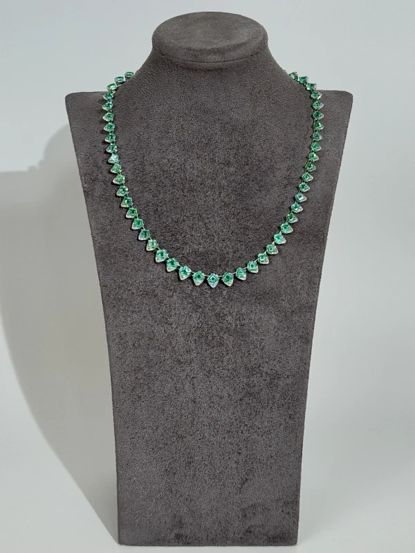 RalfDiamonds Emerald and Diamond Necklace RD 37.48 CT-1.65 CT G-H/VS 3