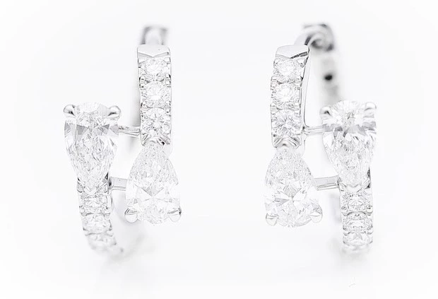 GRAFF Duet Diamond Hoop Earrings RGE1564 2