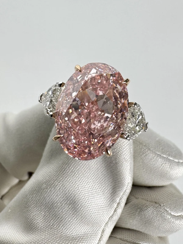 No name OVAL DIAMOND 10.02 CT FANCY INTENSE PINK*/VVS2 RING (GIA) nn 10.02 FIP/VVS2 5