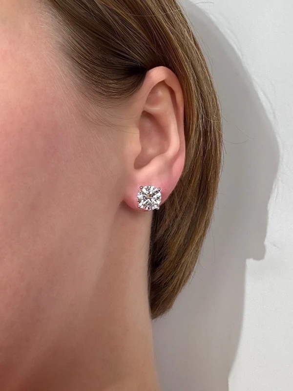 Earrings without a brand ROUND DIAMONDS 3.01-3.01 F-I/VS2-SI1 EARRING NN3.01-3.01 F-I/VS-SI 2