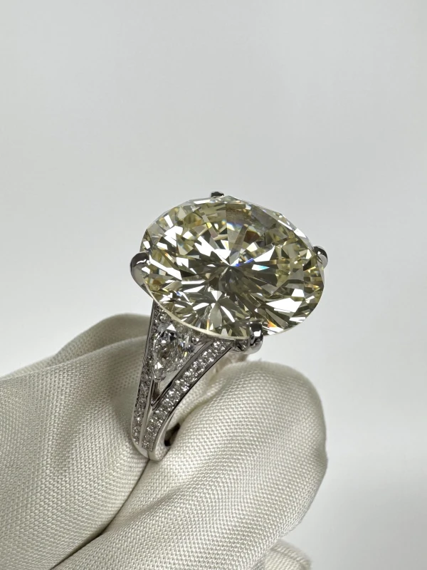 No name ROUND DIAMOND 14.66 CT N/VS1 RING (SIZE 56) NN14.66 CT N/VS1 3