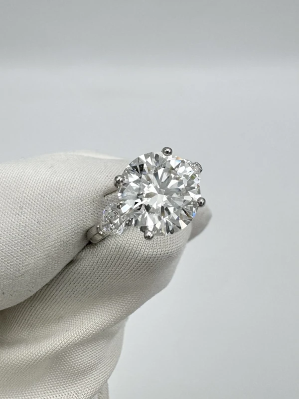 GRAFF ROUND DIAMOND 3.30 CT I/VS1 RING (GIA) GR3.30 3
