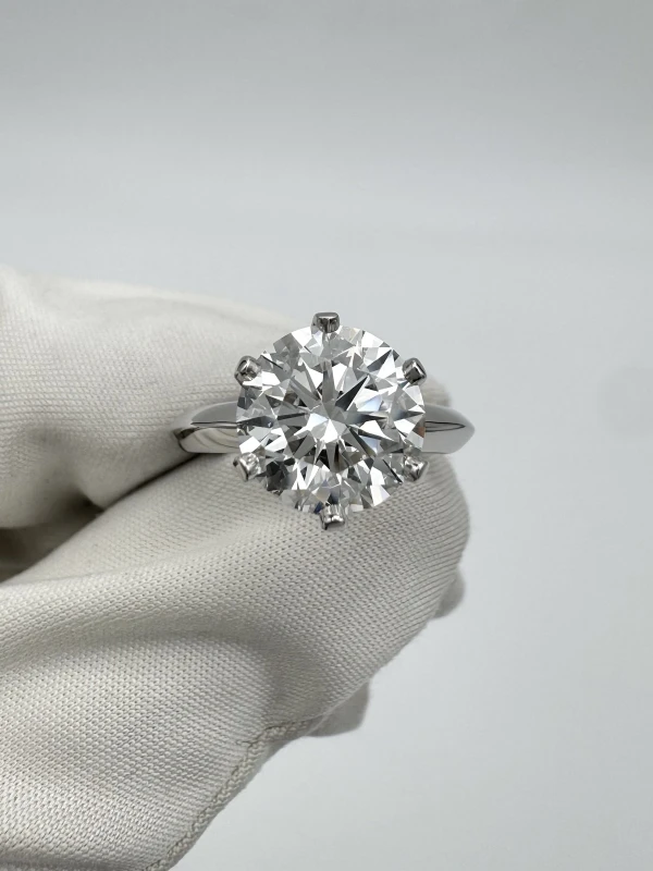 Tiffany & Co SOLITAIRE DIAMOND RING 3.09CT G/VVS2 3.09CT G/VVS2 2