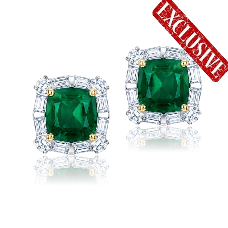 CUSHION EMERALD 4.19 - 3.81 CT GREEN EARRINGS (ZAMBIA)