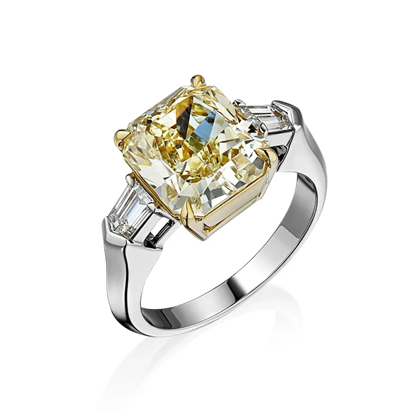 С БРИЛЛИАНТОМ РАДИАНТ 4.05 CT FANCY YELLOW