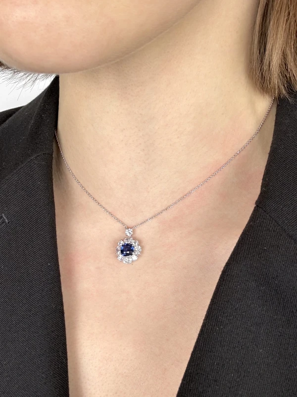 GRAFF Sapphire Cushion Pendant With Multi Shape Diamond Surround RGPsap 2