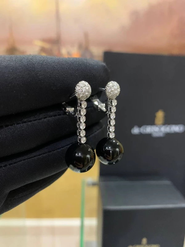 De Grisogono BOULE, ONYX AND DIAMOND EARRINGS 12117/17 3