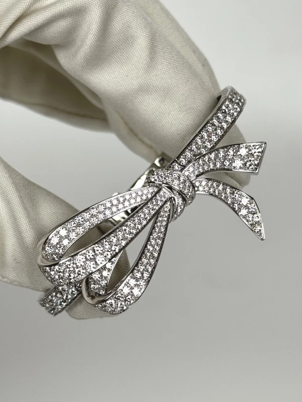 GRAFF Tilda's Bow Diamond 6.76 ct Bracelet RGB631 4