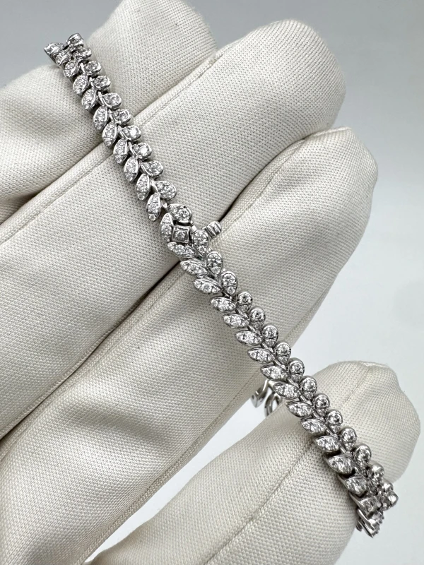 GRAFF Butterfly Diamond Bracelet White Gold RGB689 3