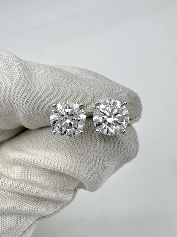 No name ROUND DIAMOND 1.51 - 1.50 CT F/VVS2 EARRINGS (GIA) NN1.51-1.50F/VVS 249-528 3