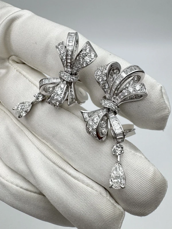 GRAFF Tilda's Bow Classic Diamond Drop Earrings RGE1276 5