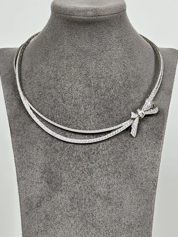 Graff Tilda’s Bow Diamond Necklace RGN710 4