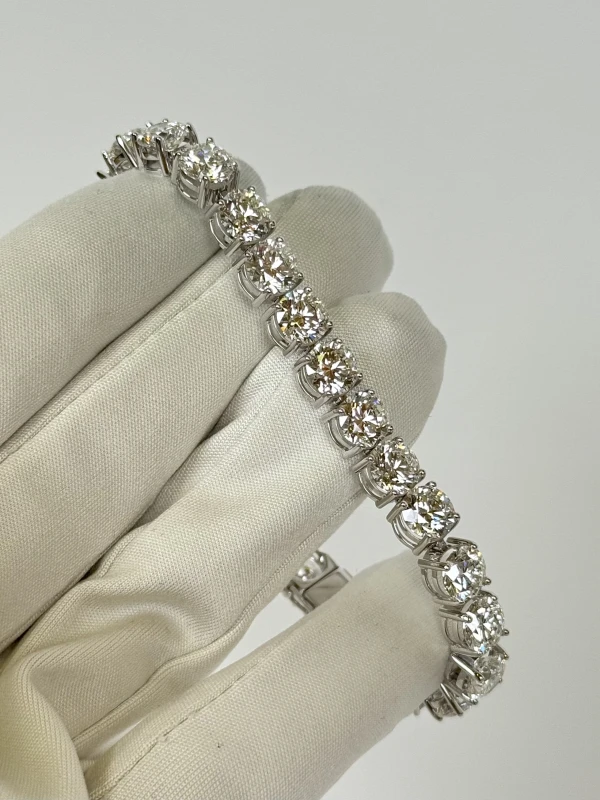 Earrings without a brand ROUND DIAMOND 28.41 CT BRACELET (GIA) EXEXEX 28.41 2